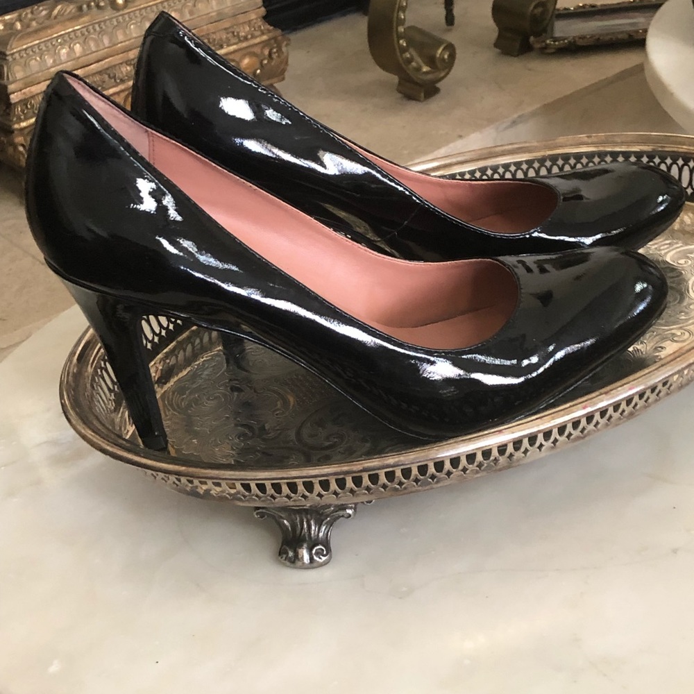 ⭐️SALE⭐️ Neiman Marcus Patent Leather 4” Heels
